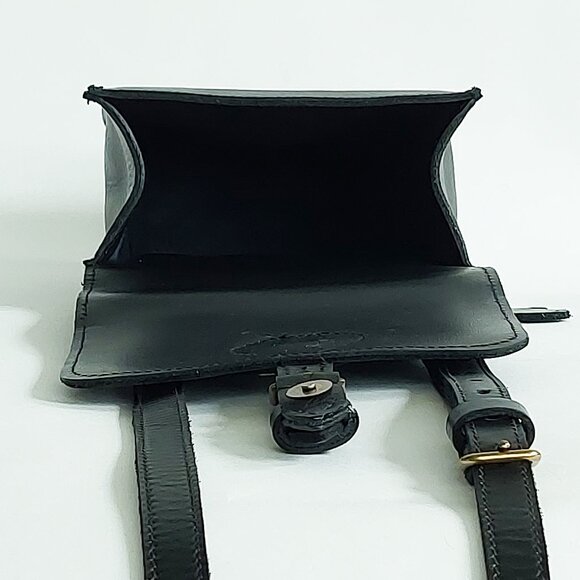 🦫🇨🇦Roots Vintage Rectangular Black Raw Leather Crossbody - Picture 9 of 11